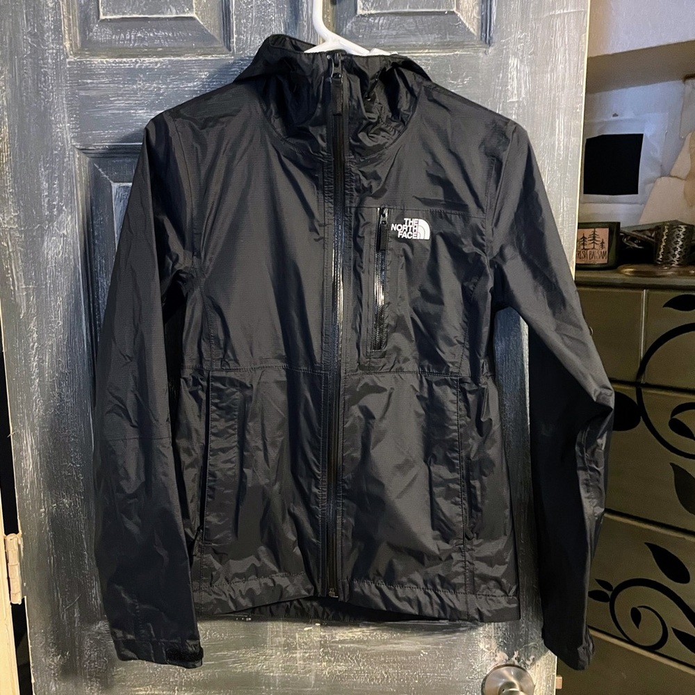 NWOT The North Face Black Windbreaker Jacket Size X-Small Woman’s